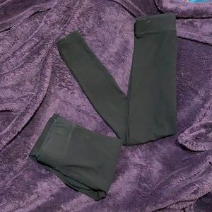 ✨2✨ pairs of leggings